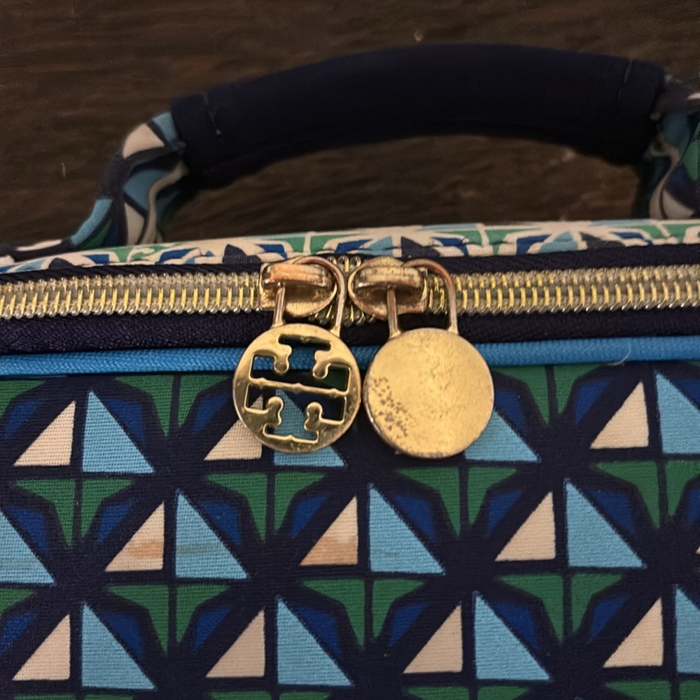 Tory Burch Blue and White Geometric Tote - Picture 4 of 5